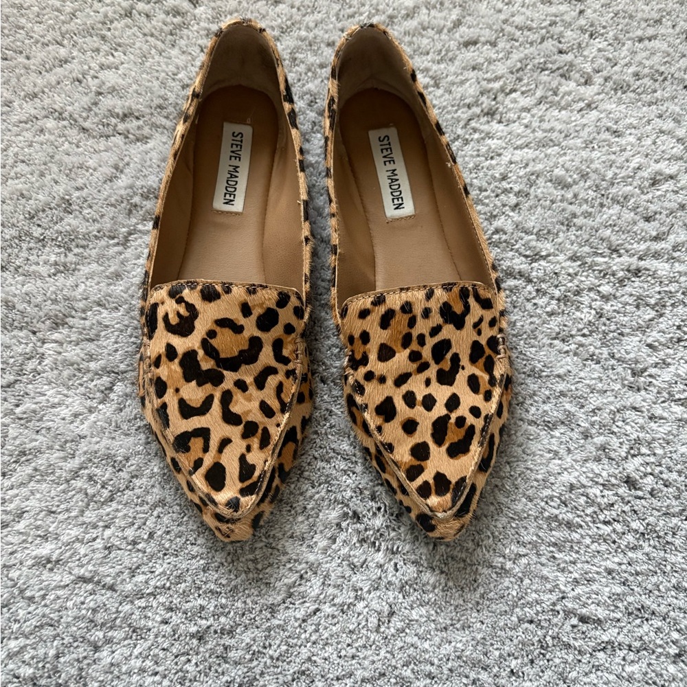 Steve Madden Tan and Black Animal Print Flats